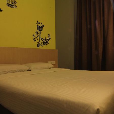 Hotel Sin Jo Johor Bahru Esterno foto