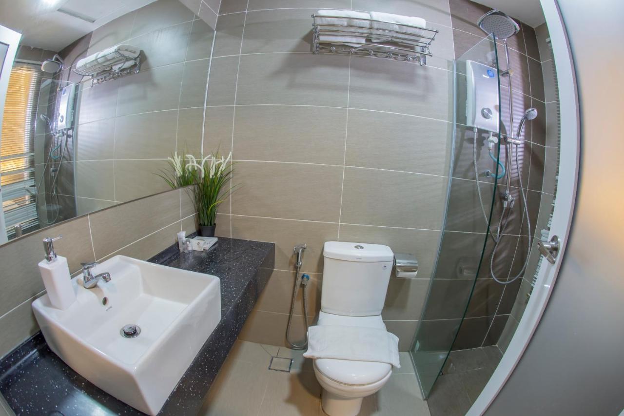 Hotel Sin Jo Johor Bahru Esterno foto